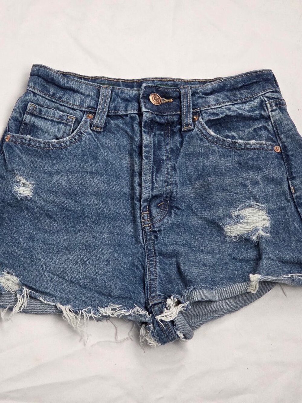 blue denim cutoff shorts with a high-rise fit size 00 wild fable